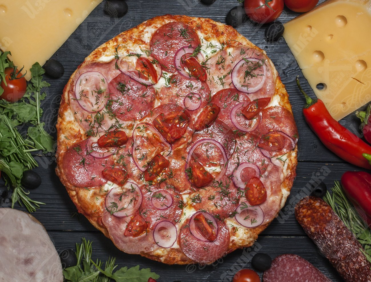 Начинка для пиццы колбаса помидоры